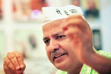 Sisodia takes his education team for �value education�