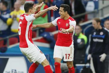 Arsenal through to FA Cup final, edge past Reading 2-1