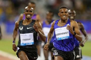 Farah wins 10,000m; Gowda ends third