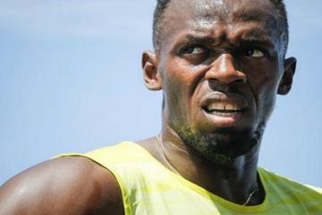 Baffled Bolt wins 200 in sluggish time