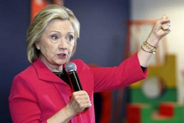 New poll shows Hillary Clinton on course to becoming first U.S. woman President