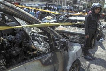Egypt�s top public prosecutor killed in blast