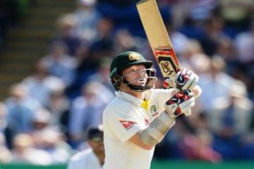 Rogers leads Australia fightback; England digs out top order