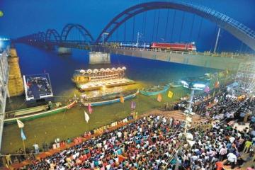 Order returns to Pushkar Ghat