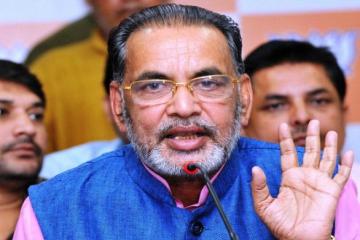 Impotency, love affairs top reasons behind farmer suicides: Centre