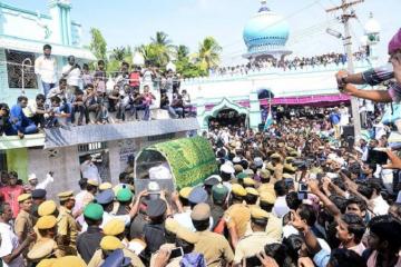 Kalam laid to rest in poignant ceremony at Rameswaram