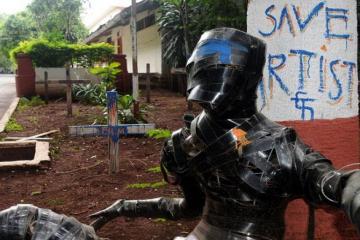 Students want PM to visit FTII