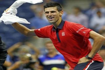 Djokovic dances Gangnam Style on US Open court with fan