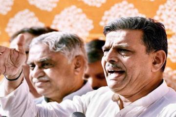PM gets a pat from the Sangh
