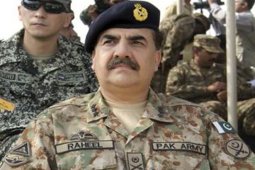 Pak. Army chief warns India of �unbearable cost� in case of war