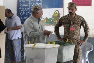 Bitter by-poll in Pak. revives tensions