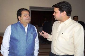 Thakur, Shukla meet representatives of IPL franchises