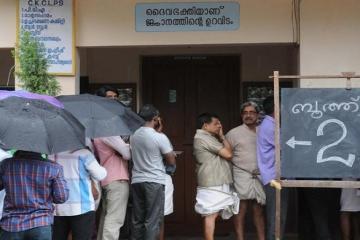 Second phase of local body polls begins in Kerala