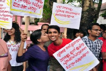 �Kiss of love� campaigner held in sex racket case