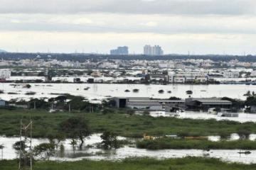 Monsoon fury abates in TN