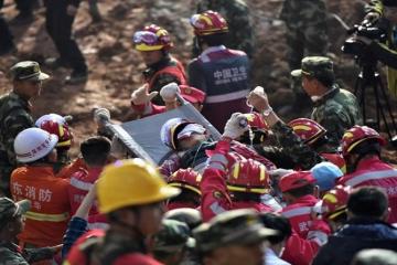 Man found alive in rubbles, 60 hours after China landslide