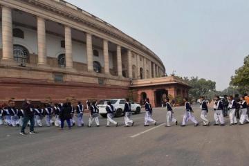 �Noisy� Rajya Sabha, �productive� Lok Sabha adjourn sine die