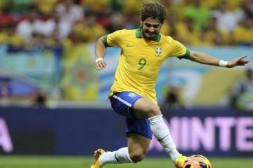 Chelsea reach verbal agreement for Pato