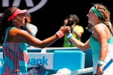 Australia Open: Azarenka advances, Muguruza out in third round