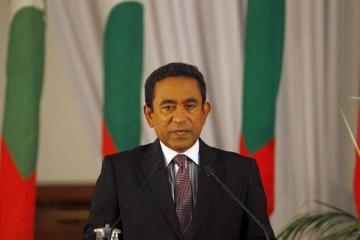 Maldives judge held for warrant against President